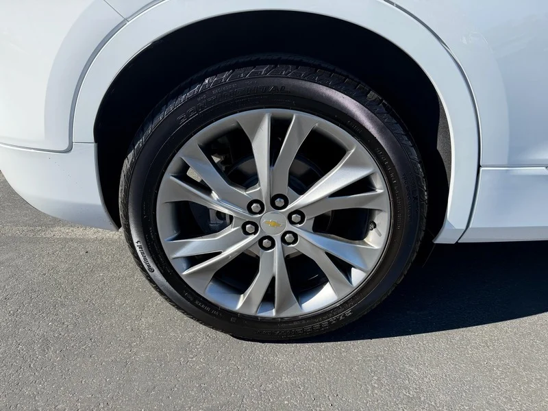 Used 2019 SUMMIT WHITE Chevrolet Premier image 32