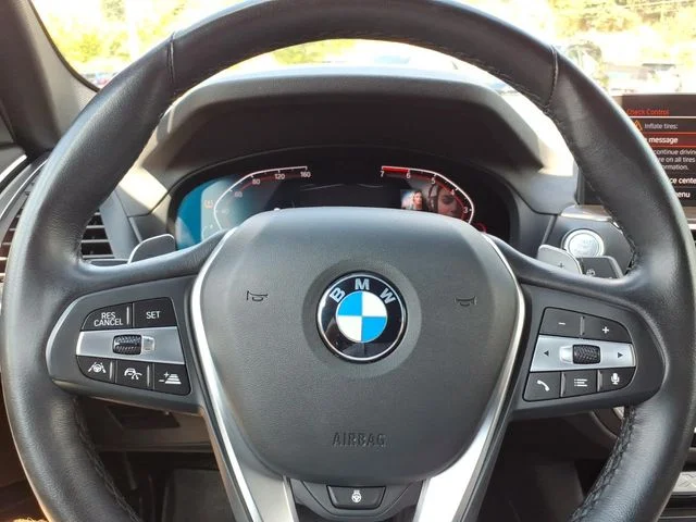 Used 2020 White BMW xDrive30i image 25