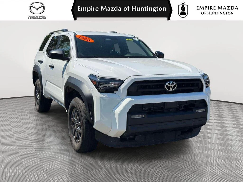 2025 Toyota 4Runner SR5 4WD's photo