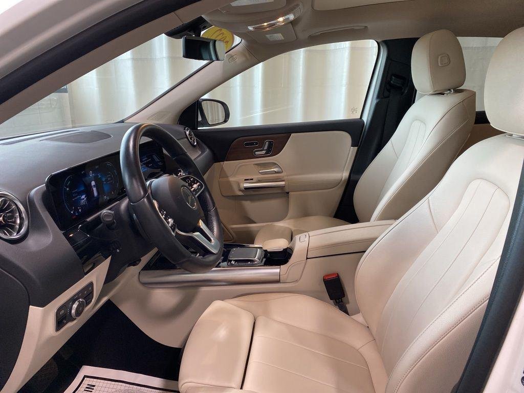 Used 2022 Polar White Mercedes-Benz GLA 250 image 6