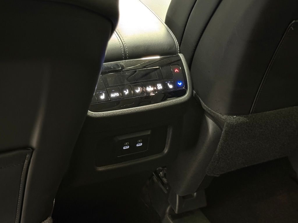 Certified Used 2026 Mineral Black INFINITI LUXE image 25