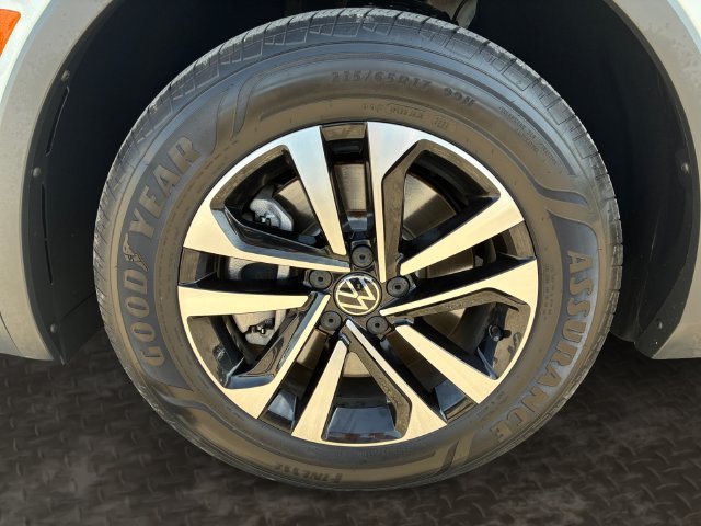 Certified Used 2023 Pure White Volkswagen 2.0T S image 9