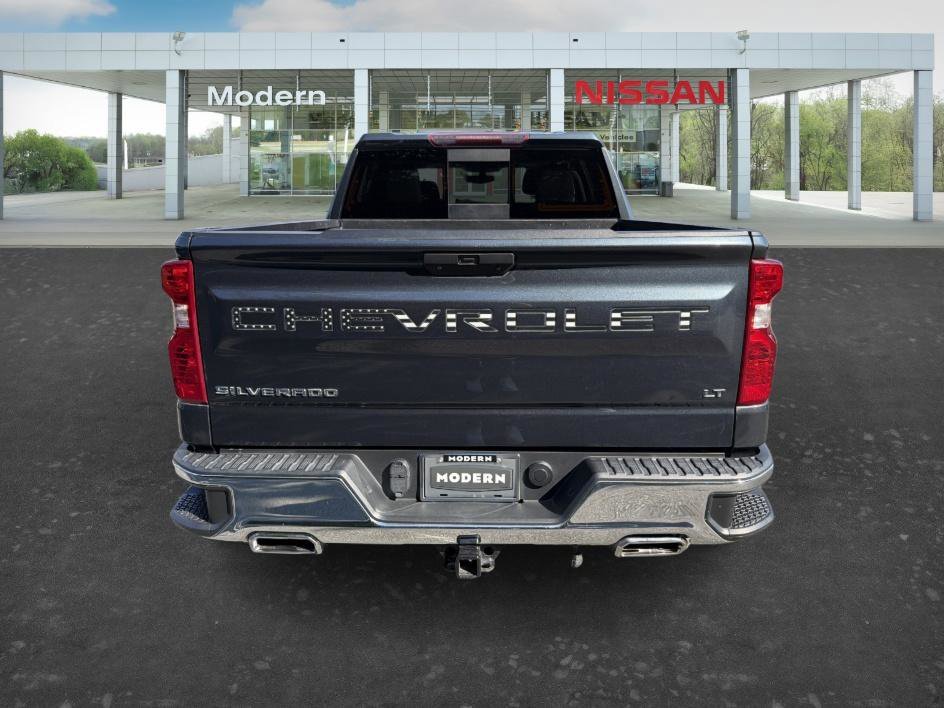 Used 2020 Shadow Gray Metallic Chevrolet LT image 4
