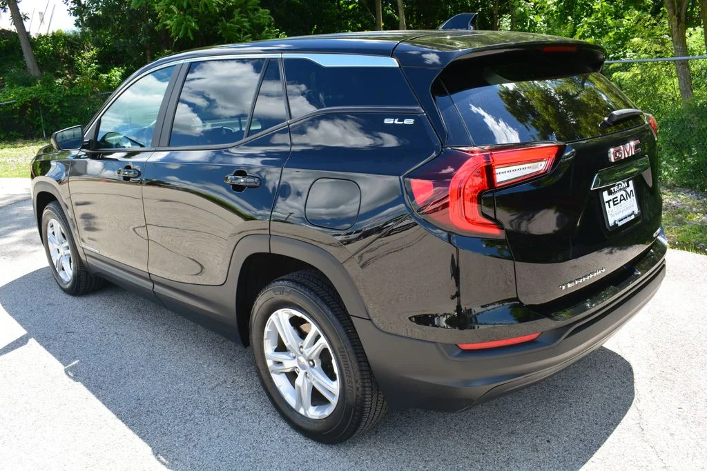 Used 2024 Black GMC SLE image 7