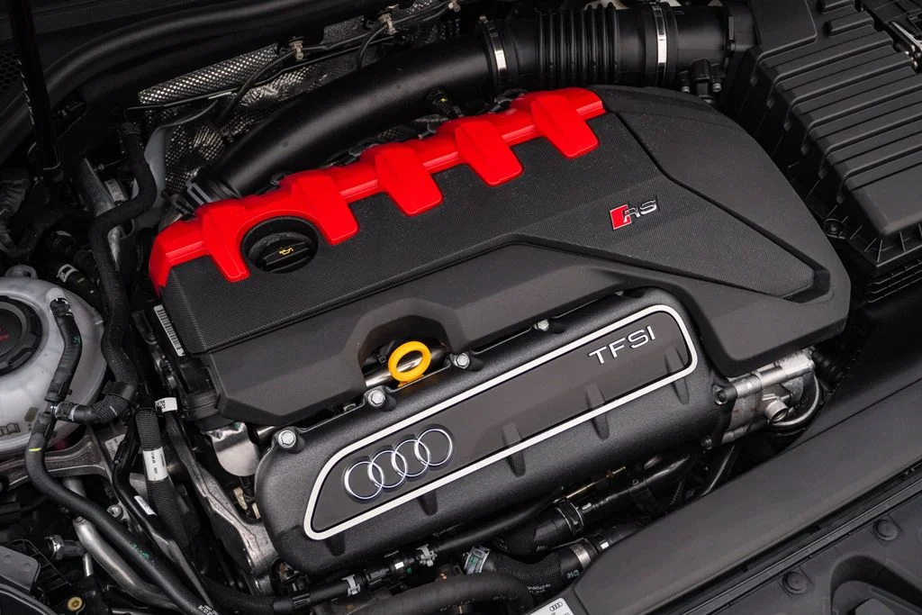 Used 2024 Mythos Black Metallic Audi 2.5T image 31