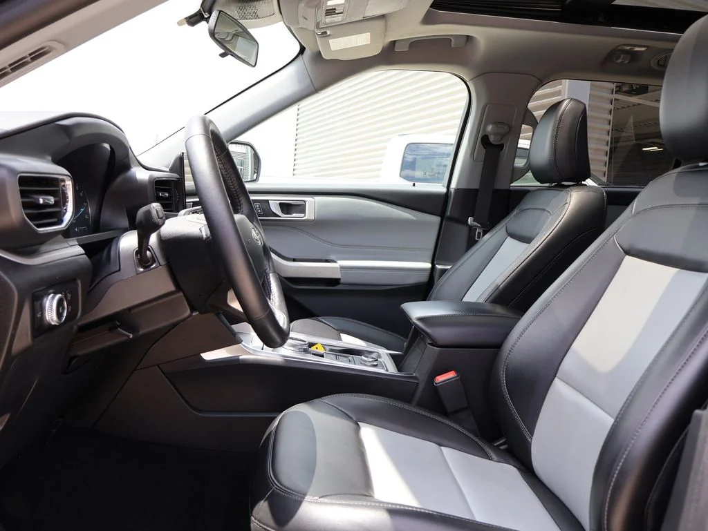 Certified Used 2023 Gray Metallic Ford XLT image 26