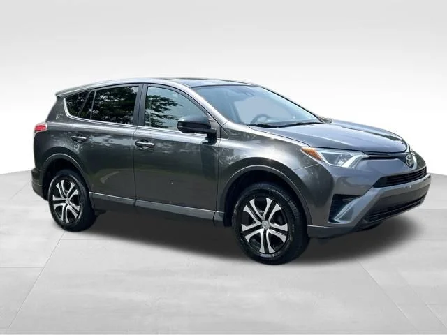 Used 2018 Gray Toyota LE image 7