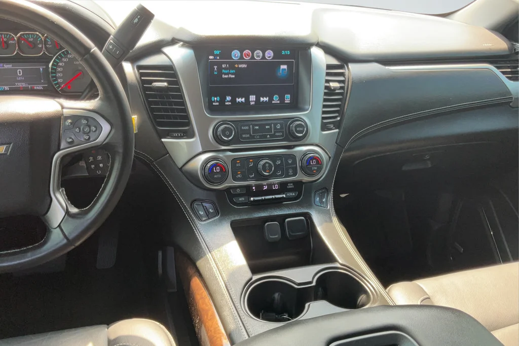 2018 Chevrolet Tahoe LT - Photo 16