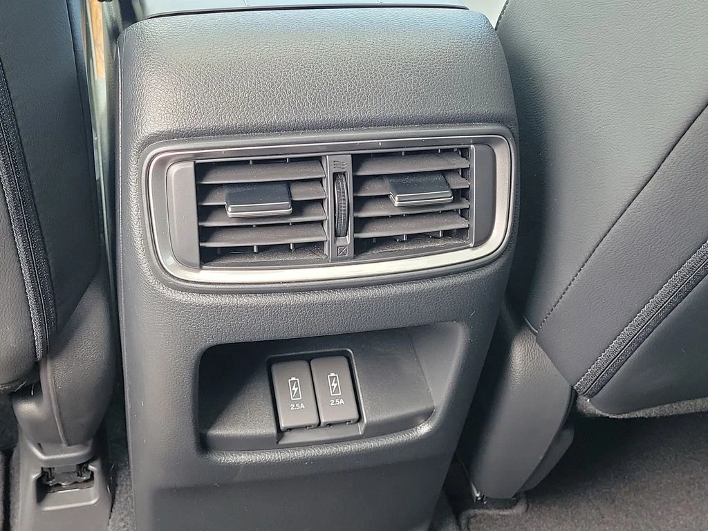 Certified Used 2022  Honda Touring image 19