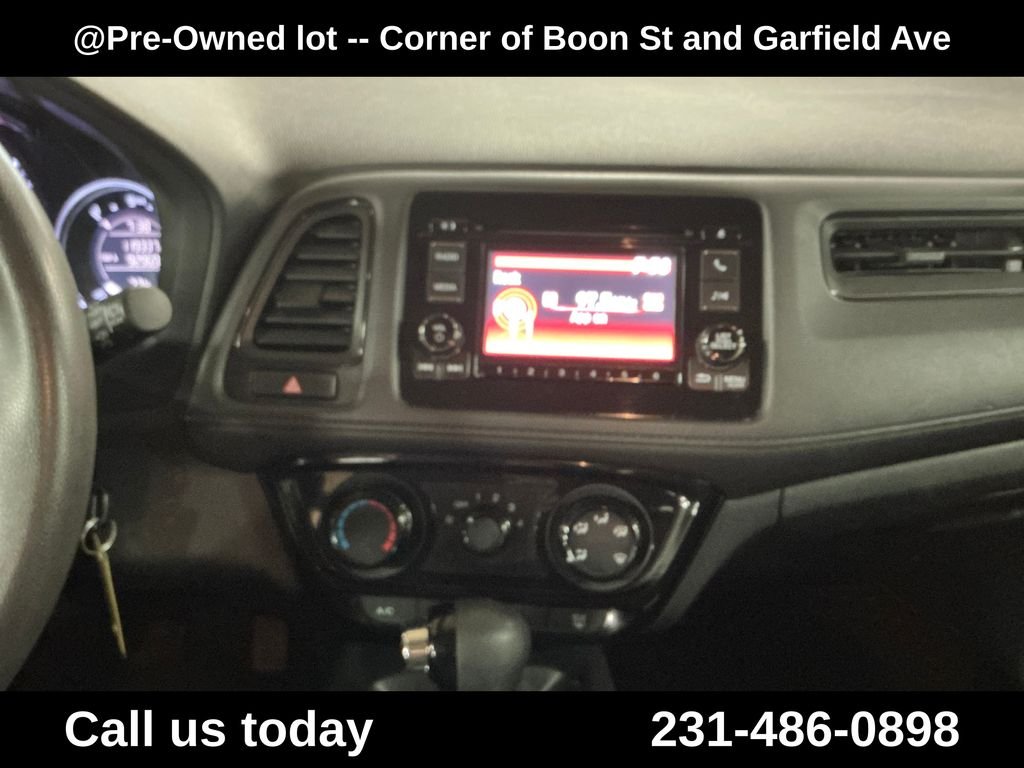 Used 2019  Honda LX image 18