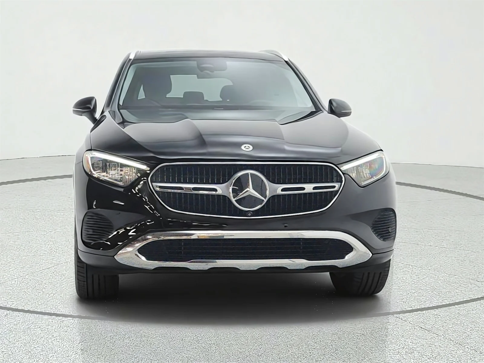 Used 2024 Black Mercedes-Benz GLC 300 SUV image 2