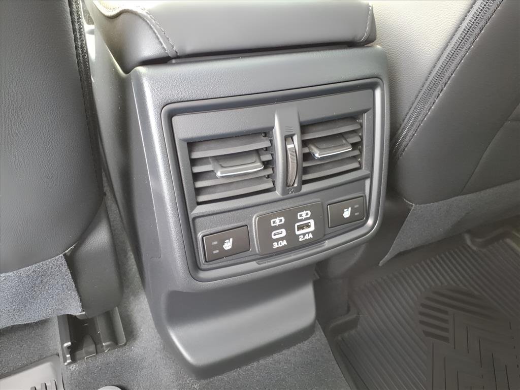 2026 Subaru Outback Premium - Photo 7