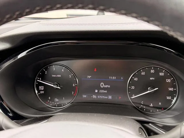 Used 2022 Brown Buick Preferred image 18