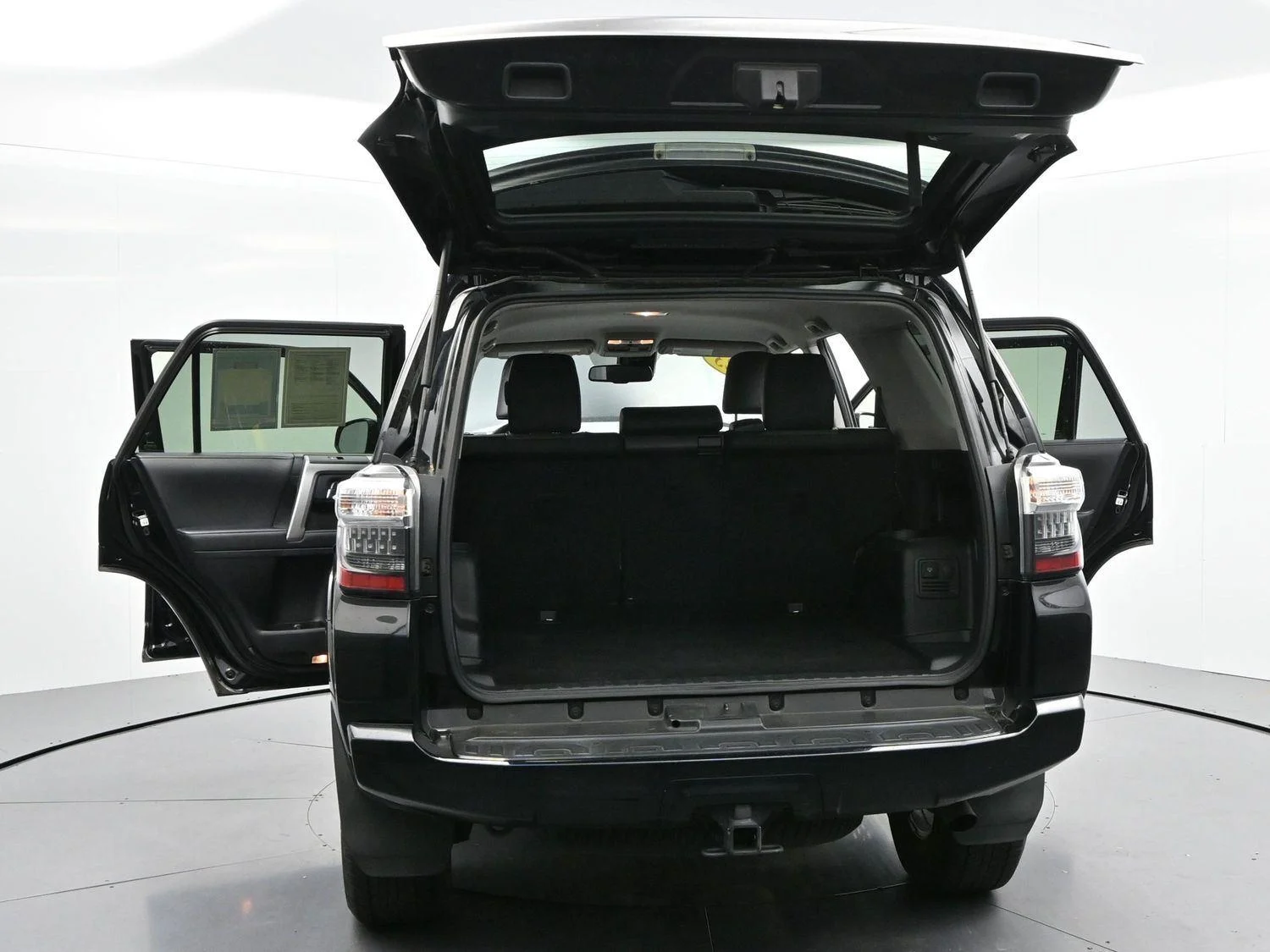 Used 2023 Midnight Black Metallic Toyota SR5 Premium image 47