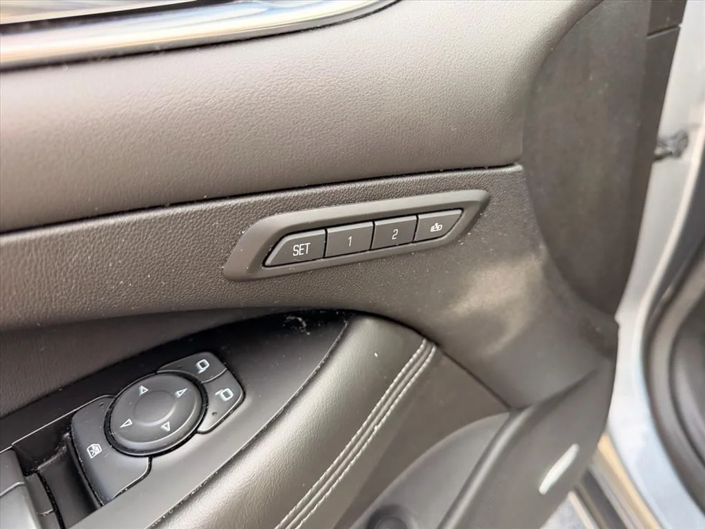 Used 2018 Gray Buick Premium I Group image 19