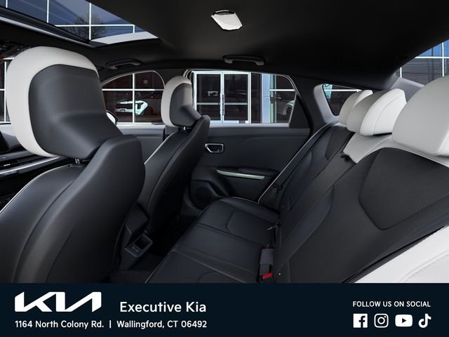 New 2026 Interstellar Gray Kia GT-Line image 18