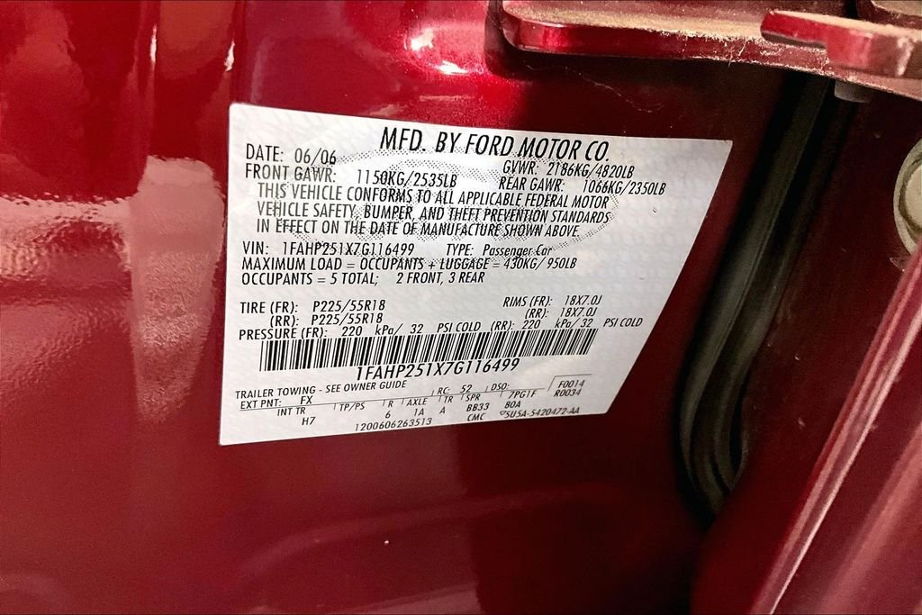 Used 2007 Red Ford Limited image 5