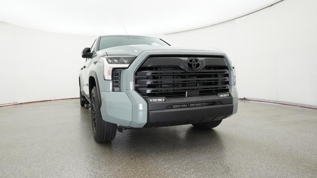 New 2026 Lunar Rock Toyota SR5 image 7
