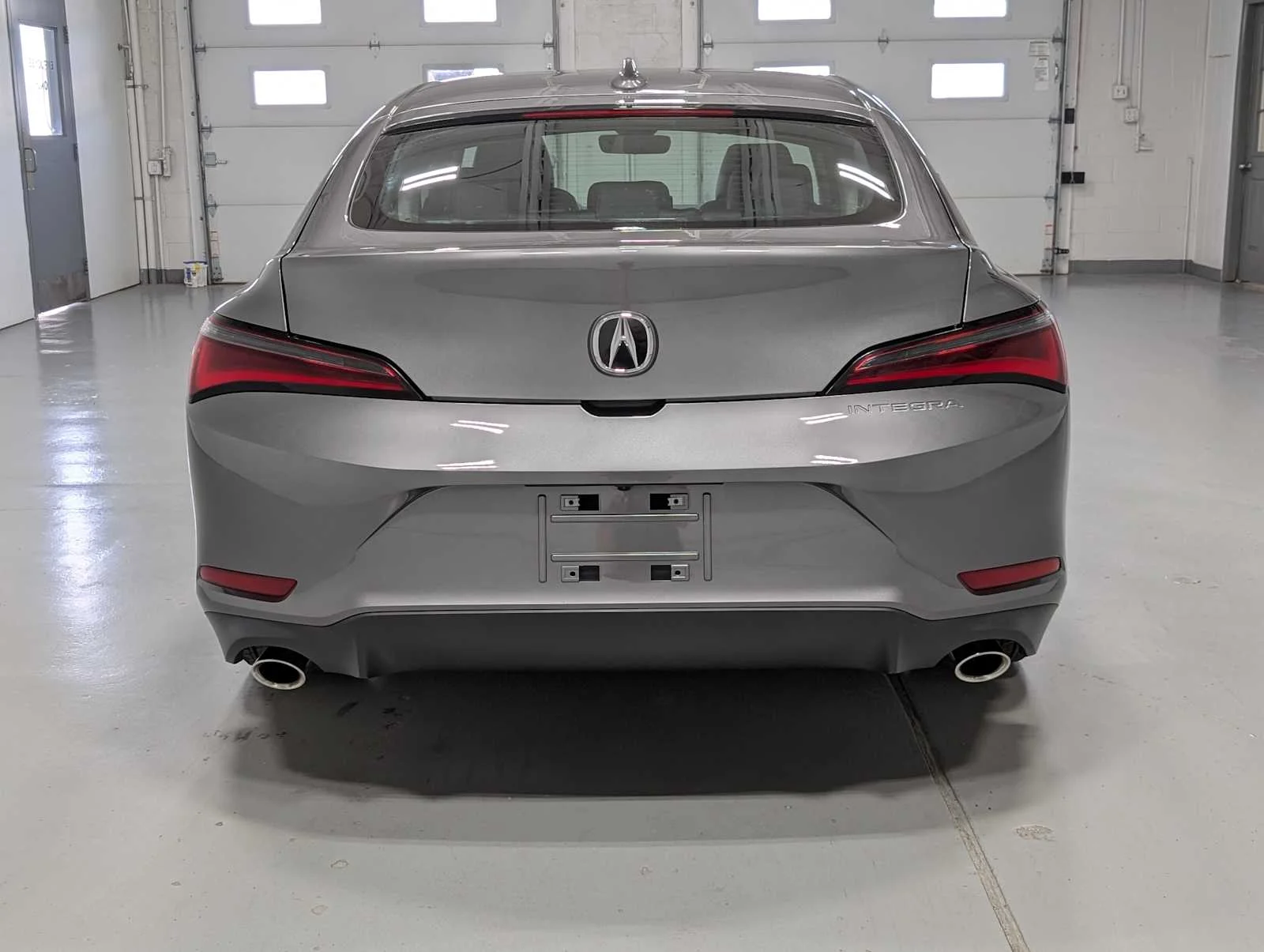 Used 2025 Liquid Carbon Metallic Acura  image 9