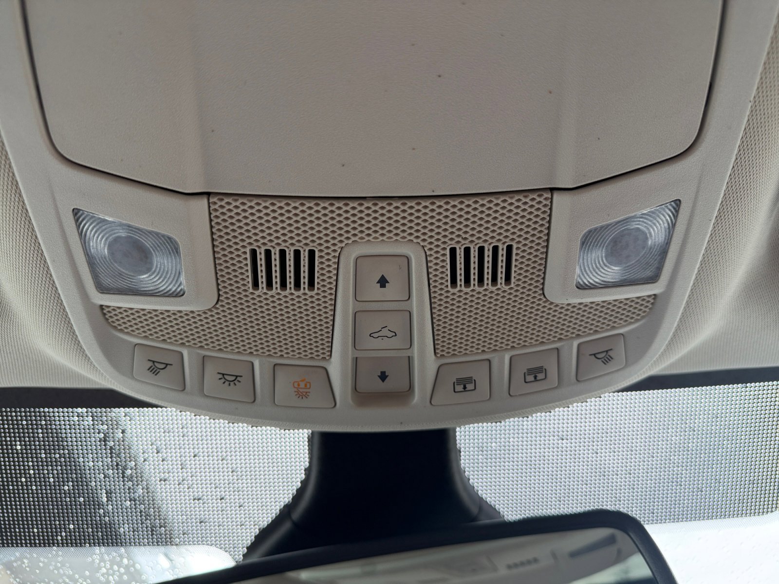 Used 2020 Black Ford SEL image 27