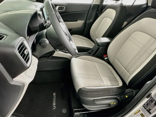 New 2026 Silver Hyundai SEL image 9
