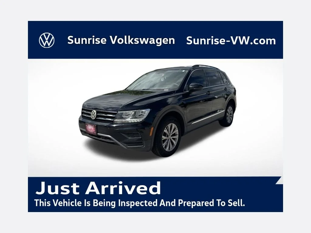 Used 2018 Black Volkswagen 2.0T SE image 1
