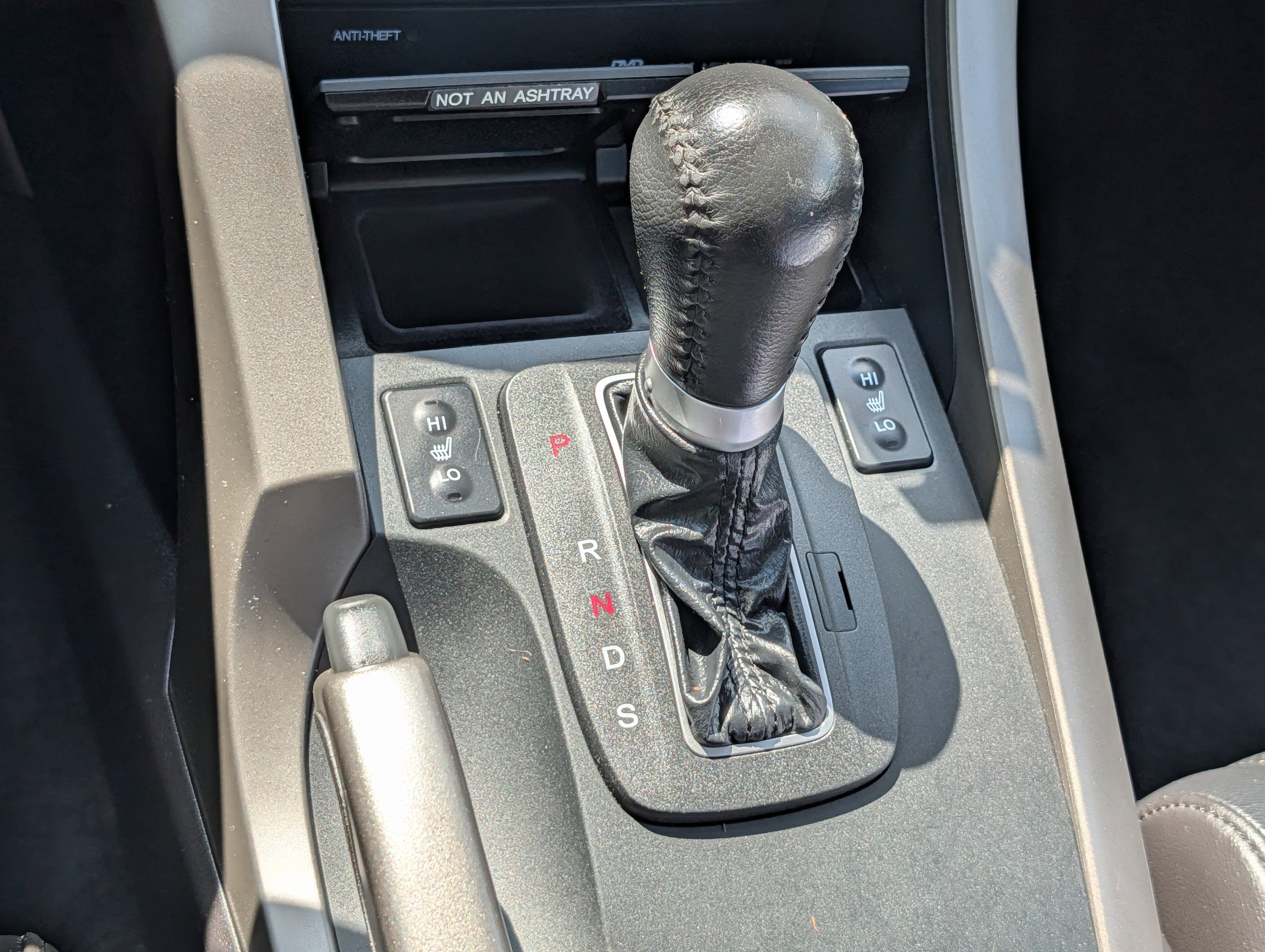 Used 2010 Crystal Black Pearl Acura  image 24