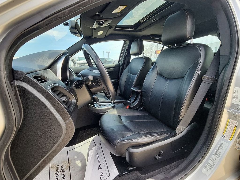 2012 Chrysler 200 Limited - Photo 11