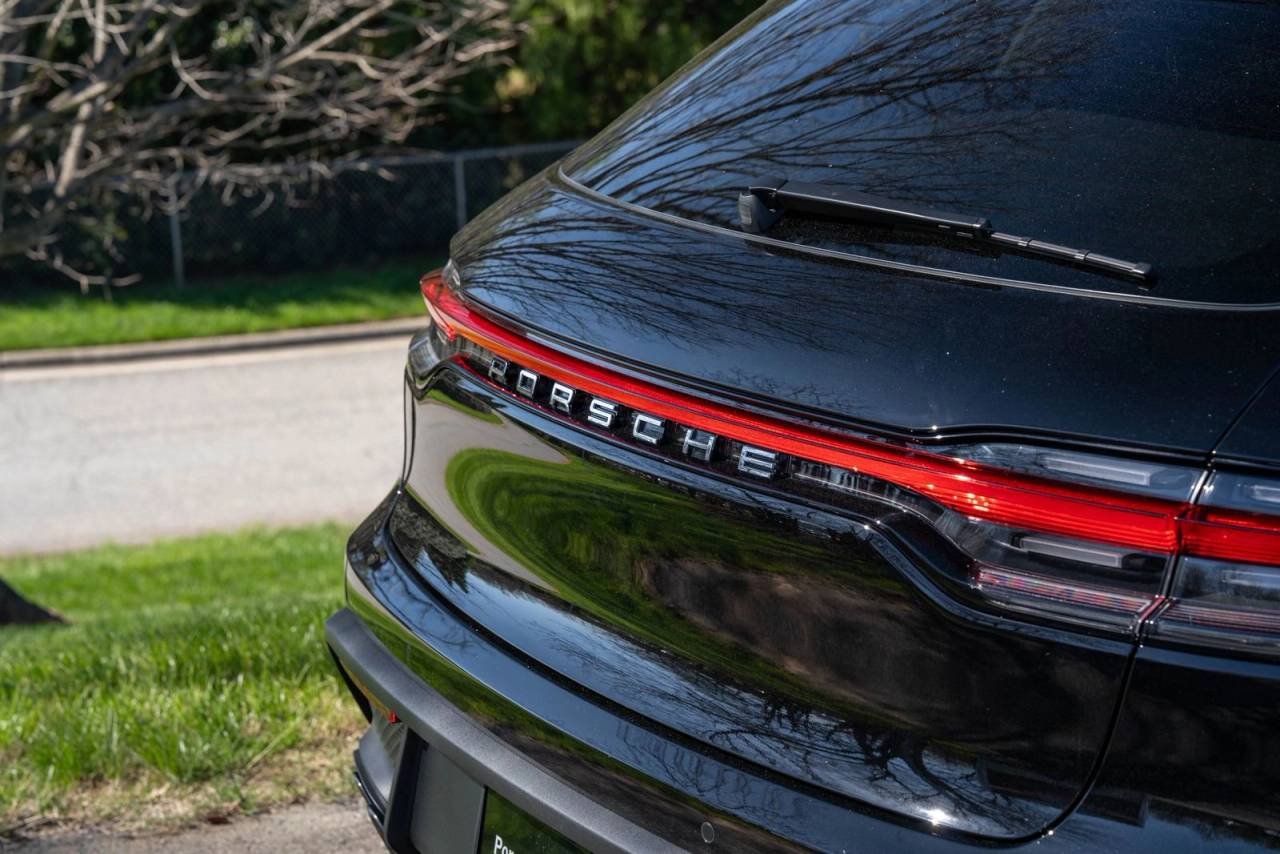 Used 2026  Porsche  image 14