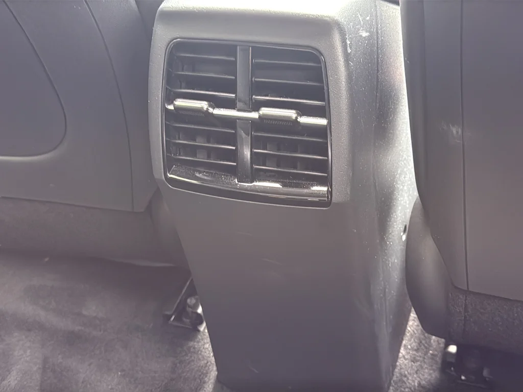 Used 2023 Blue Kia Wave image 13