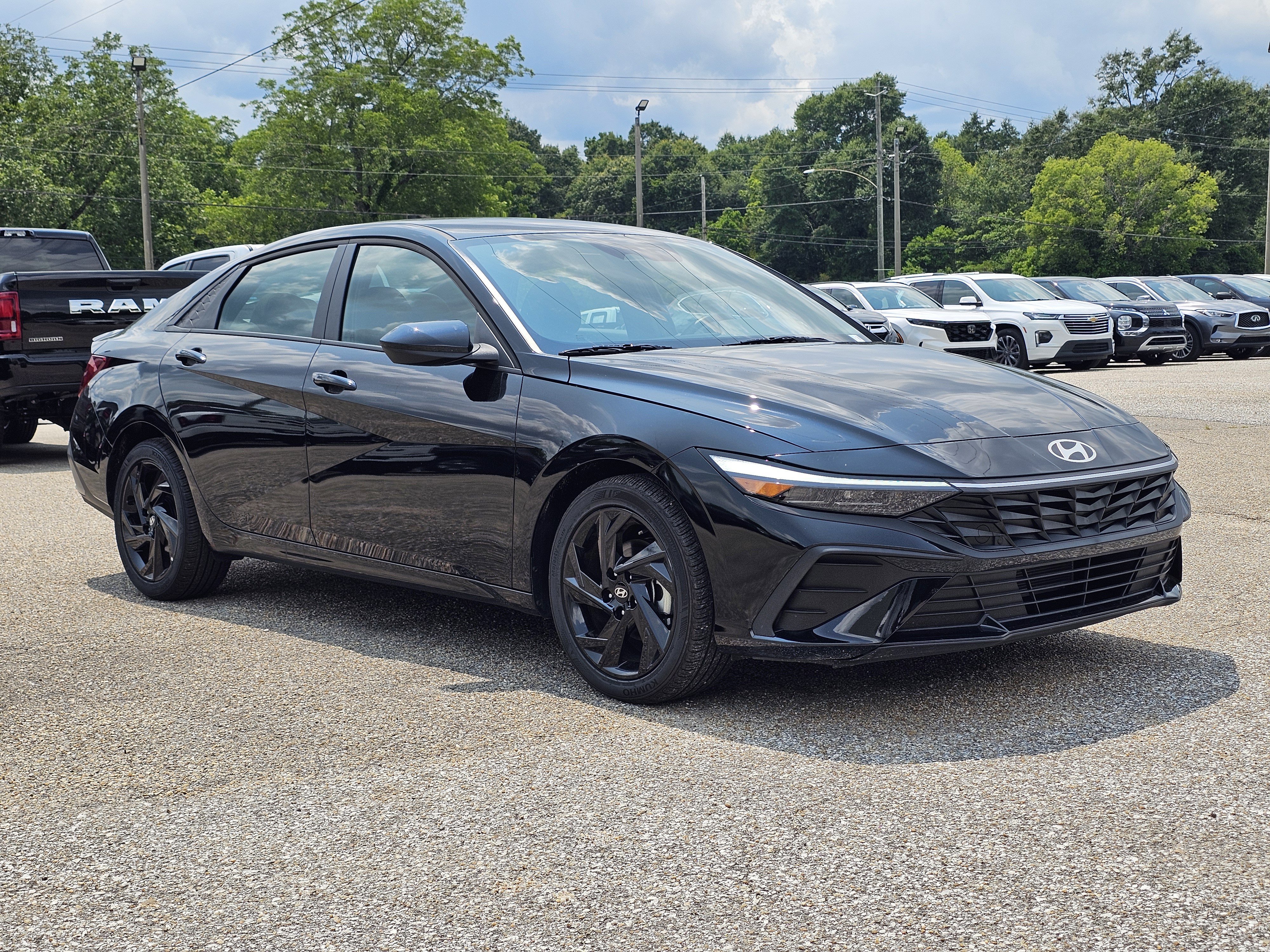 2026 Hyundai Elantra SEL Sport - Photo 5