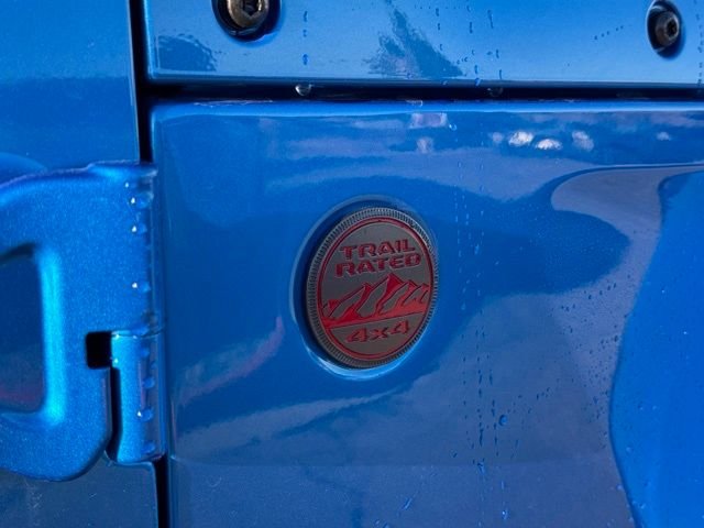 New 2026 Hydro Blue Pearl-Coat Exterior Paint Jeep Rubicon X image 22