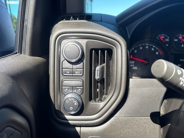 Used 2022 White GMC Pro image 13