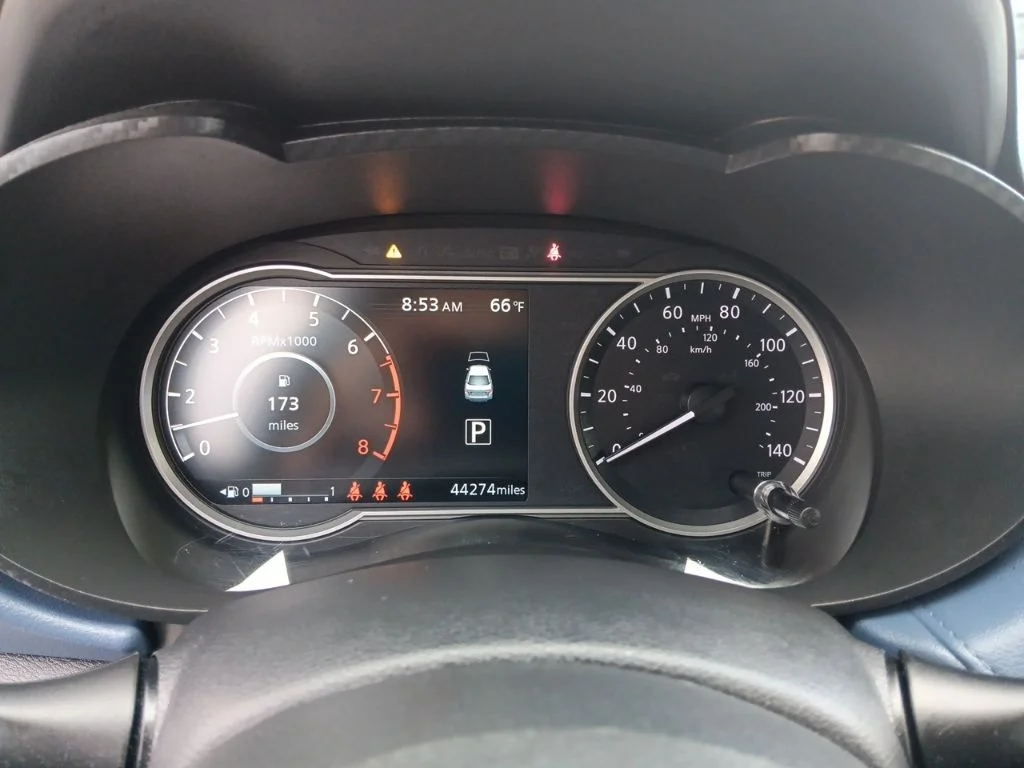 Used 2023 Aspen White Tricoat Nissan 1.6 SV image 19