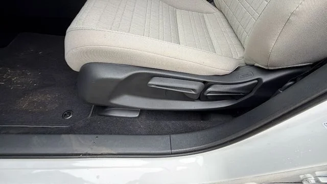New 2027 White Honda LX image 20