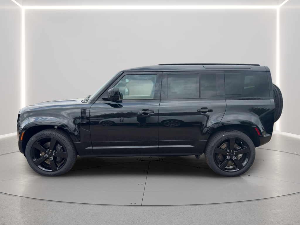 New 2026 Santorini Black Land Rover X-Dynamic SE image 8