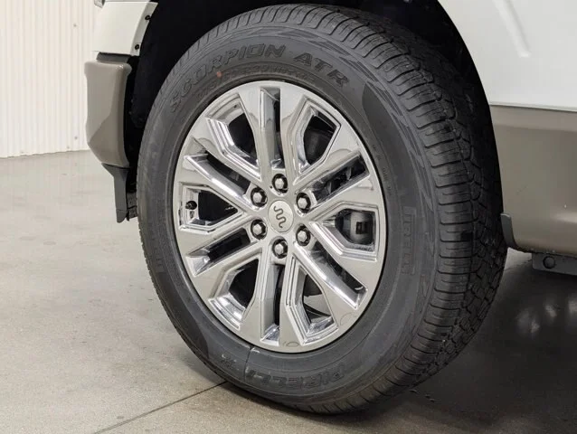 New 2026 Star White Metallic Tri-Coat Ford King Ranch® image 36