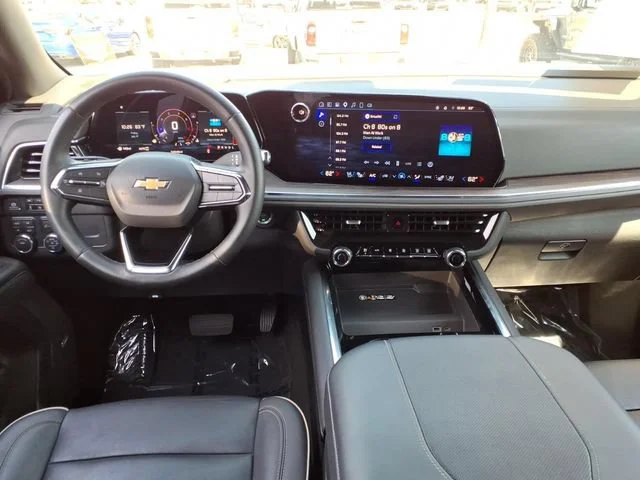Used 2025 Sterling Gray Metallic Chevrolet Premier image 9
