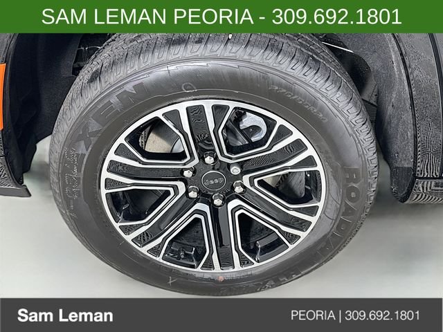 New 2026 High Gloss Black Exterior Paint Jeep  image 33