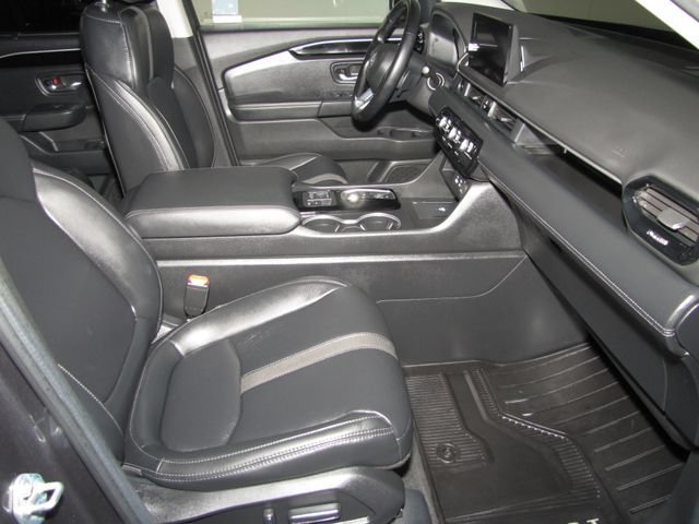 Certified Used 2025 Modern Steel Metallic Honda Touring image 51