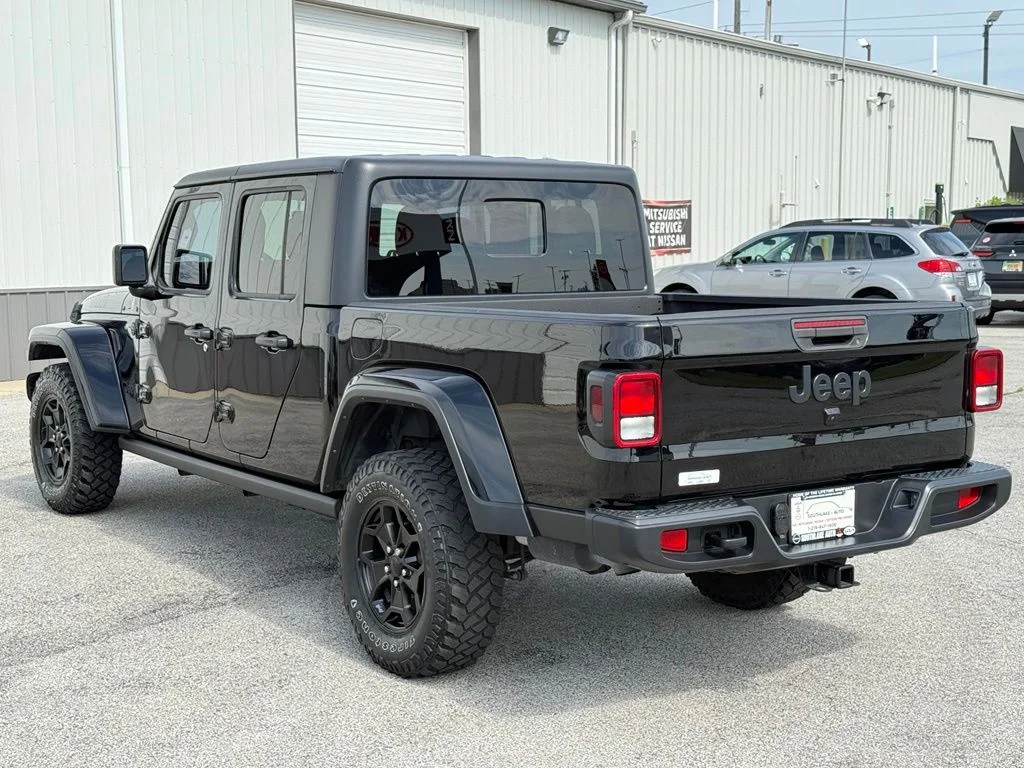 Used 2021 Black Jeep Willys image 6