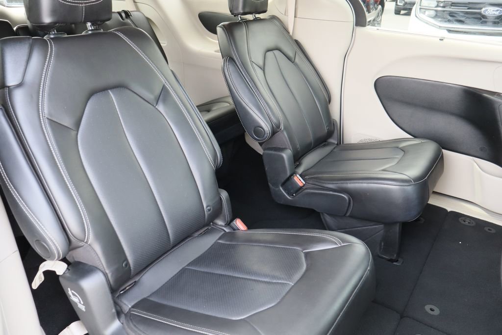 2023 Chrysler Pacifica Touring L - Photo 27