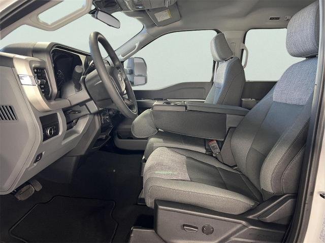 New 2026 Oxford White Ford F-350® XLT image 44