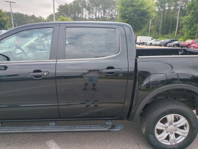 Used 2019 Shadow Black Ford  image 29