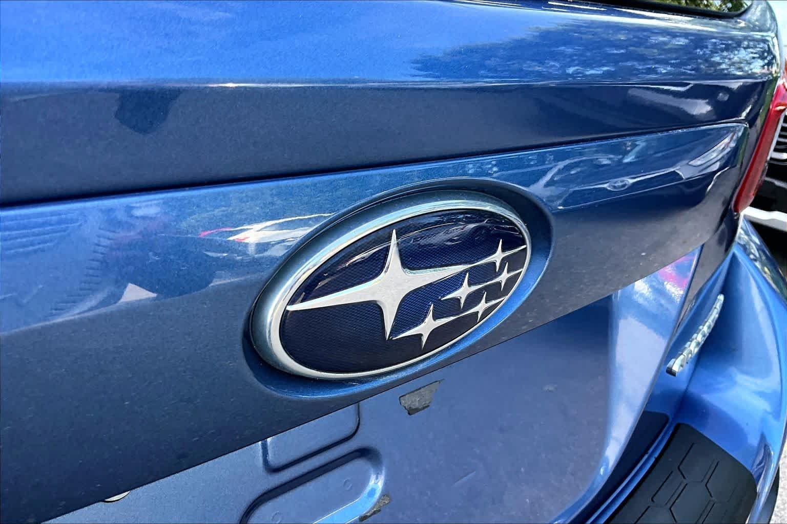 Used 2020 Quartz Blue Pearl Subaru Limited image 30