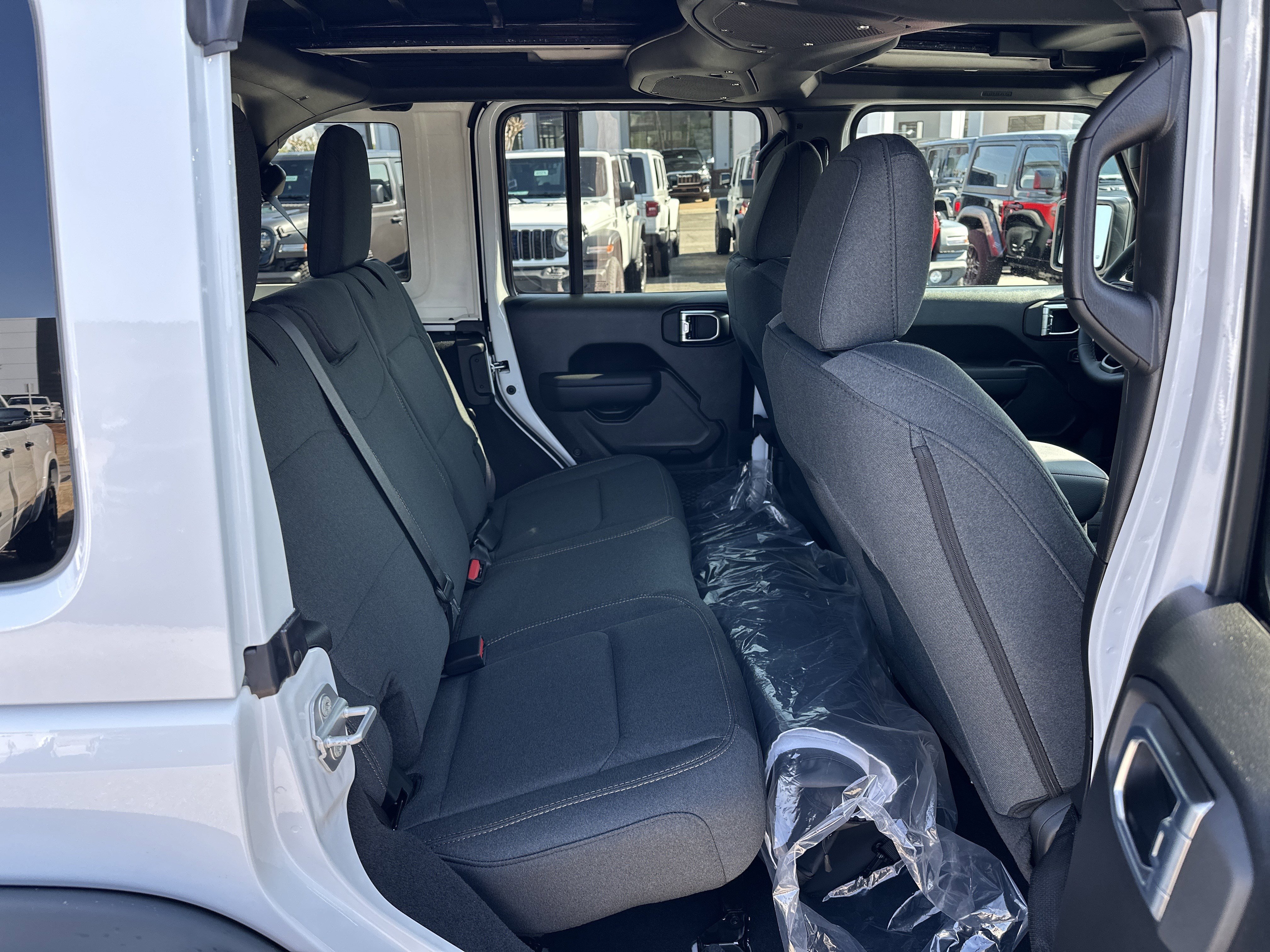 New 2026 Bright White Clear-Coat Exterior Paint Jeep Willys image 15