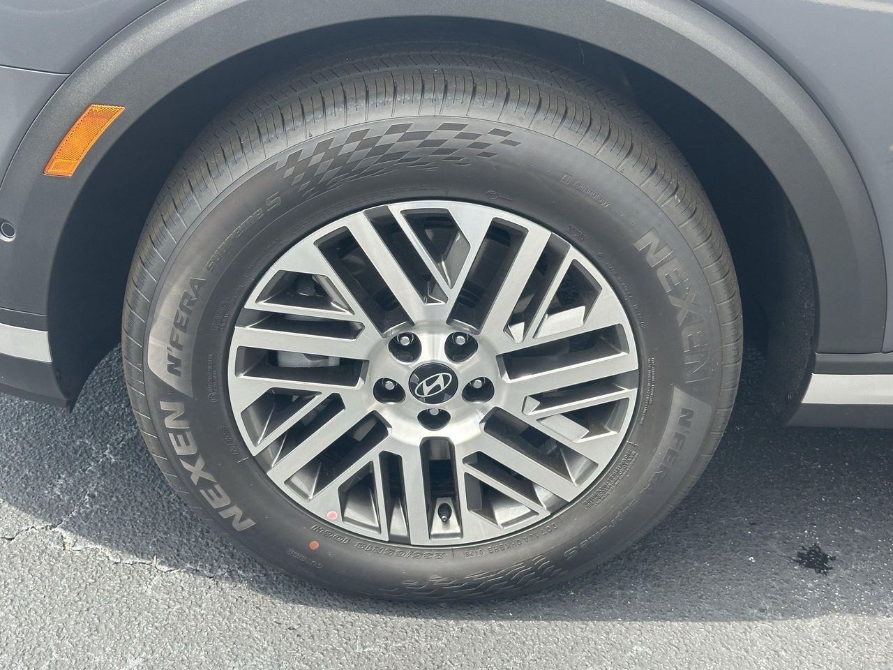 New 2026 Ecotronic Gray Pearl Hyundai SEL Premium 7P image 11