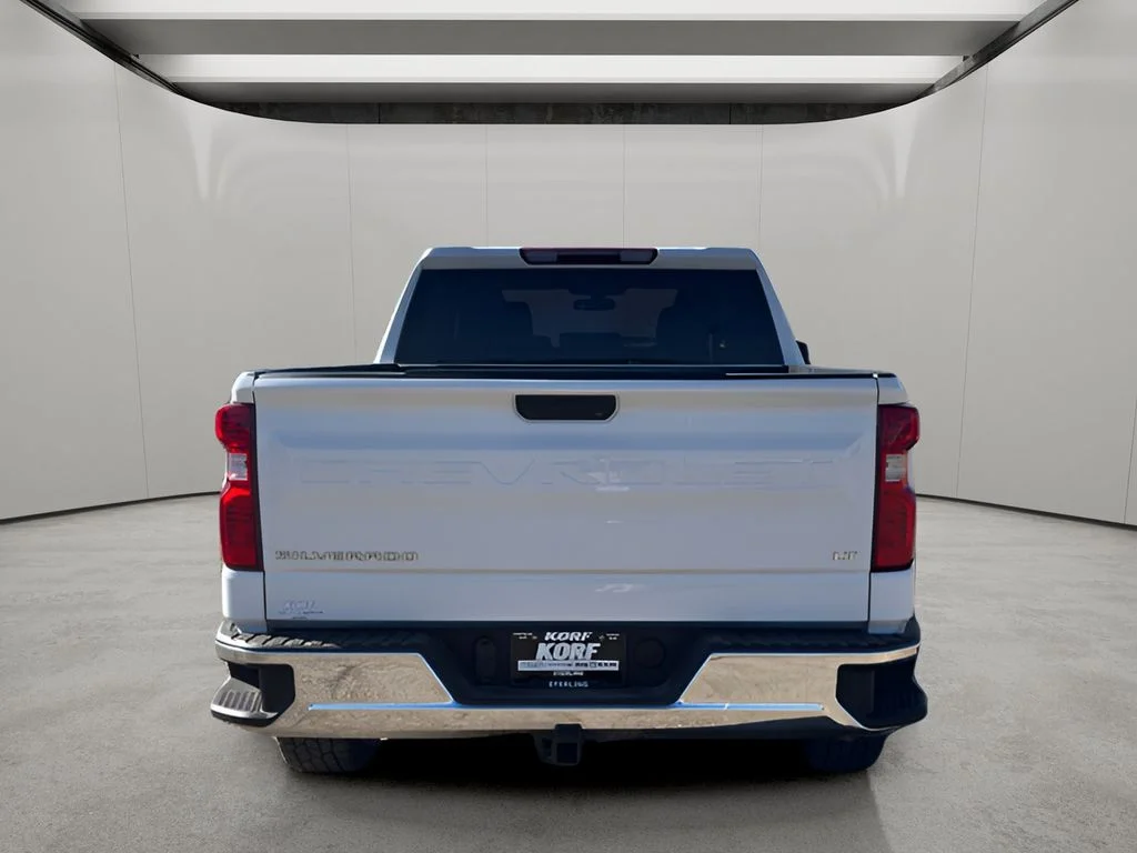 Used 2022 Summit White Chevrolet LT image 4