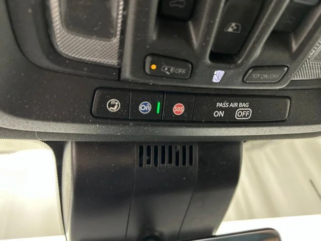 Used 2026  Chevrolet High Country image 12