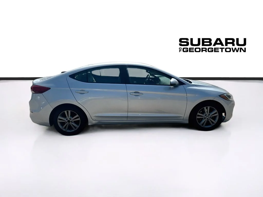Used 2017 Silver Hyundai SE image 8